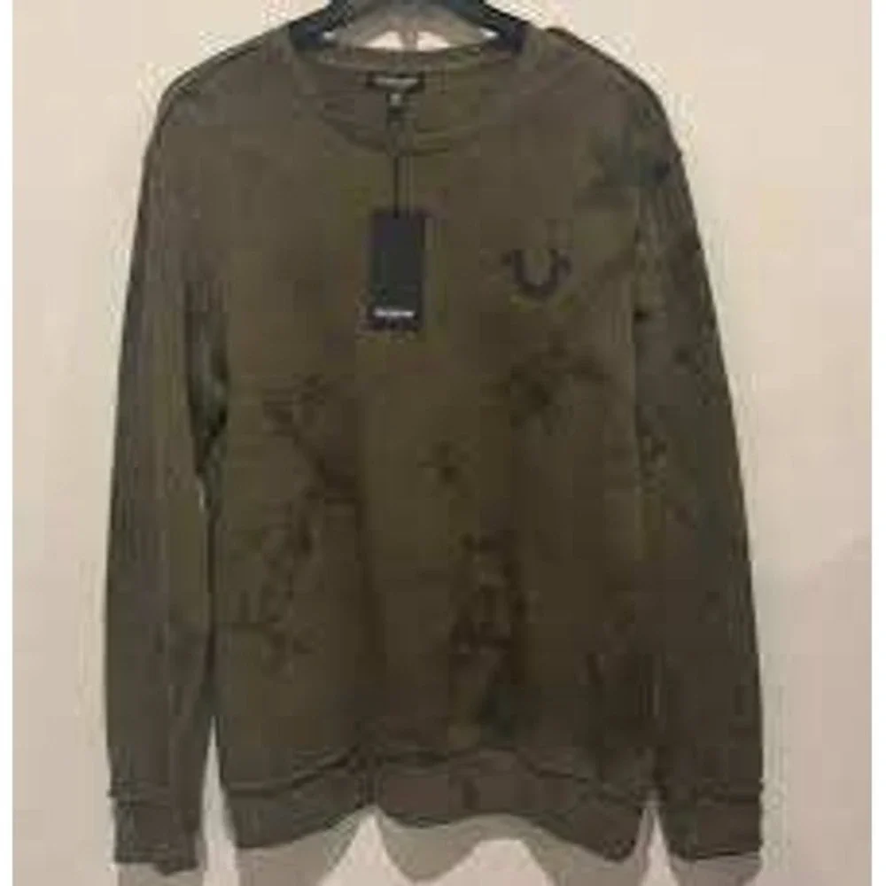 True Religion Mens Tie Dye Crewneck Sweatshirt Olive Green Horseshoe Logo NWT M